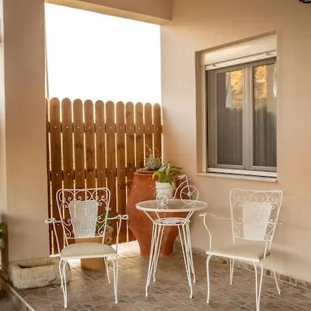 Apartment Marios House