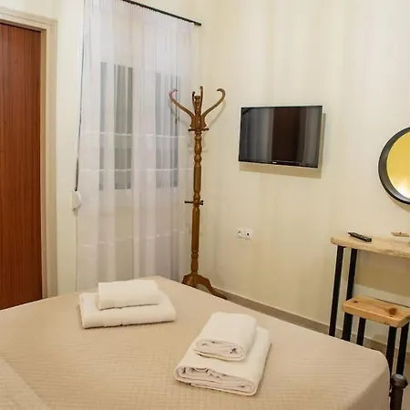 Marios House Emparos