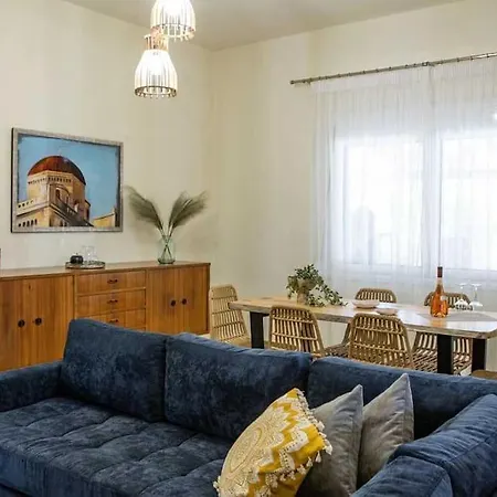 Apartment Marios House Emparos